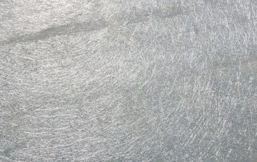 Tame Water laminate fibreglass or shingles?